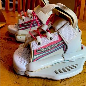 Child’s pink wakeboard bindings